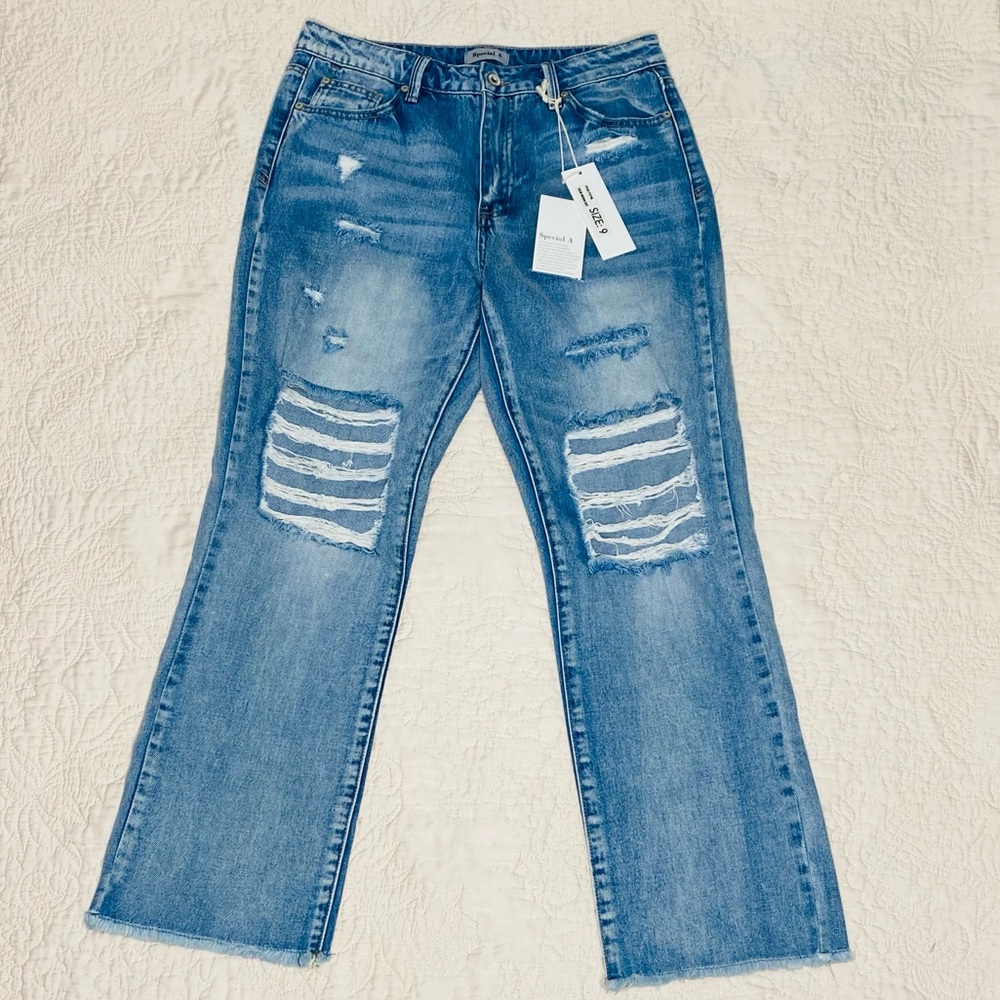 NWT Special A Distressed Mom Jean Size 9